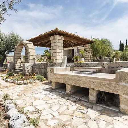 Villa Aurora